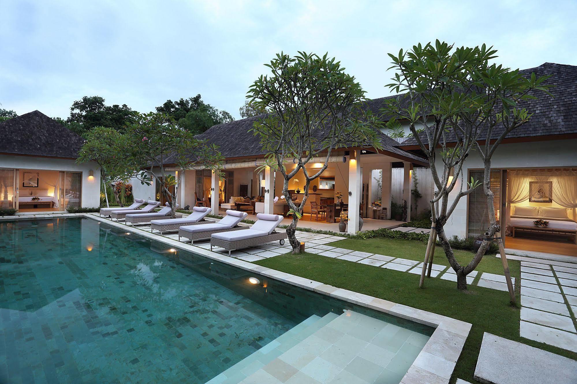 Villa Bali Asri Batubelig Seminyak Exterior foto
